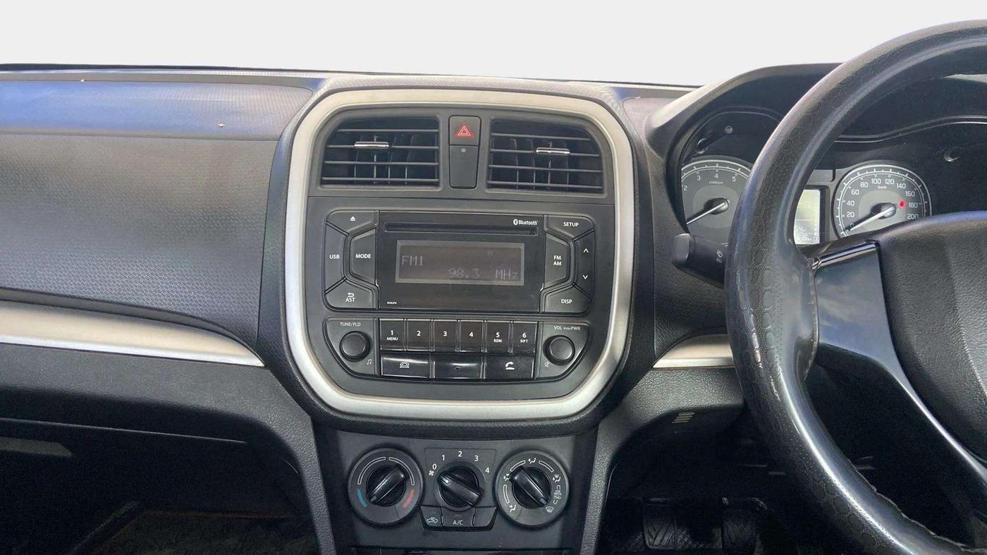 2021 Maruti Vitara Brezza LXI, Petrol, Manual, 32,345 km, Air Conditioner