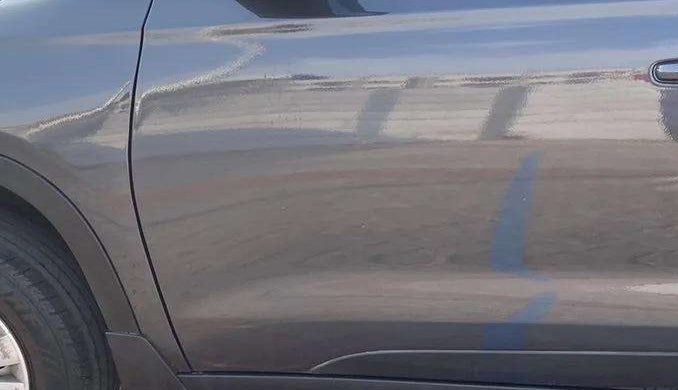 2021 Maruti Vitara Brezza LXI, Petrol, Manual, 32,298 km, Front passenger door - Minor scratches