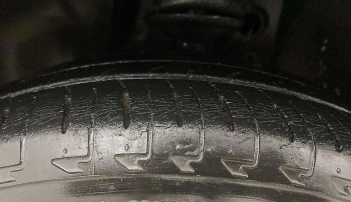 2017 Maruti IGNIS ZETA 1.2 AMT, Petrol, Automatic, 36,150 km, Left Front Tyre Tread