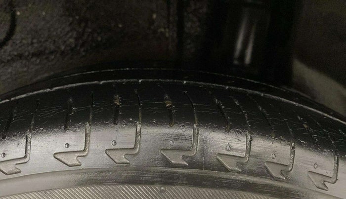 2017 Maruti IGNIS ZETA 1.2 AMT, Petrol, Automatic, 36,150 km, Left Rear Tyre Tread