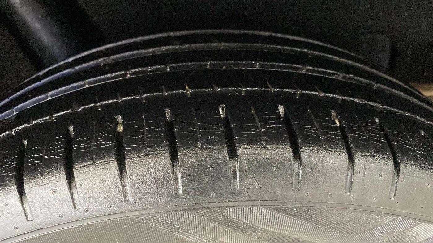2020 Maruti Baleno ALPHA CVT PETROL 1.2, Petrol, Automatic, 27,495 km, Right Rear Tyre Tread