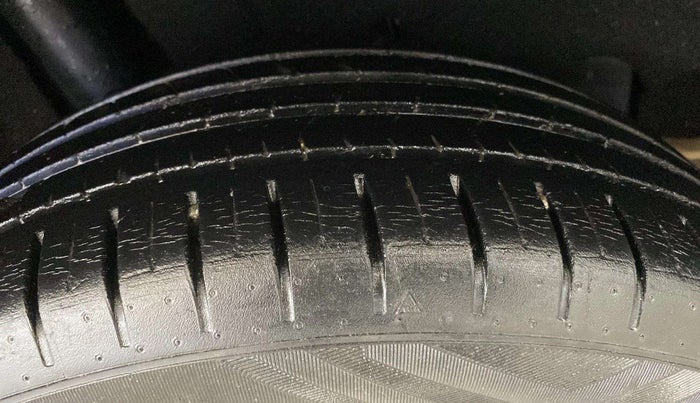 2020 Maruti Baleno ALPHA CVT PETROL 1.2, Petrol, Automatic, 27,346 km, Right Rear Tyre Tread