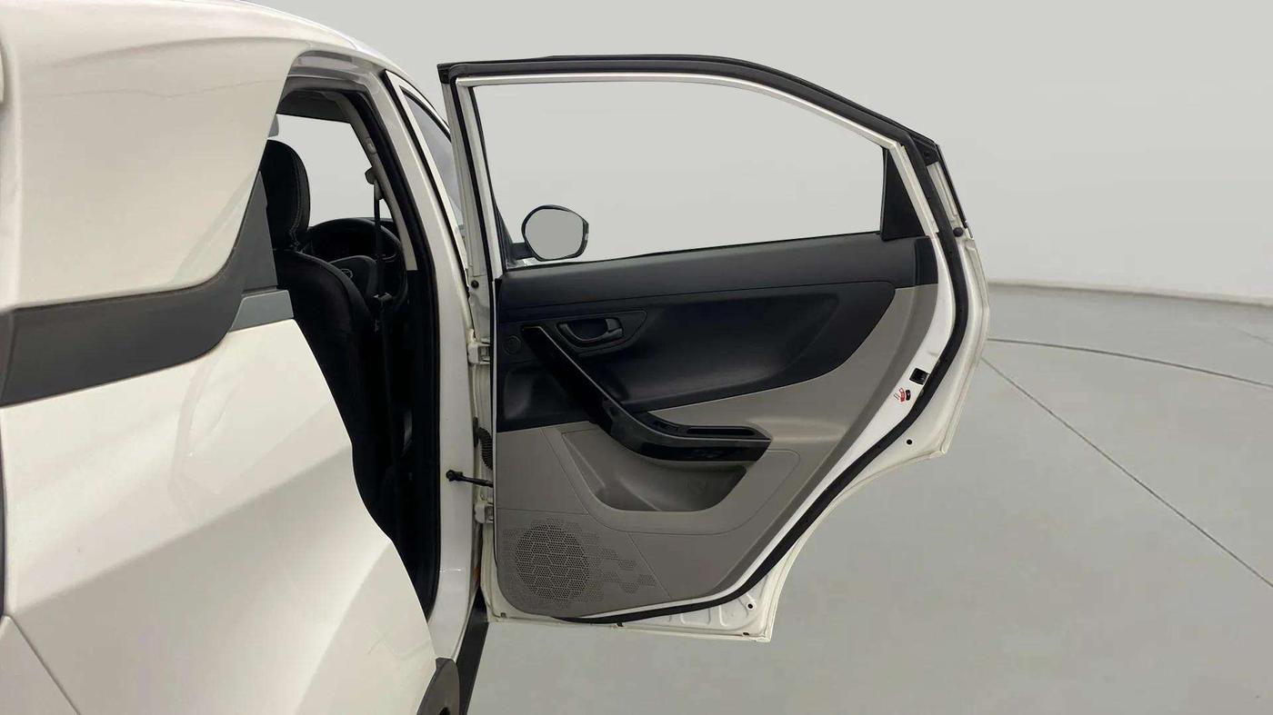2019 Tata NEXON XMA PETROL, Petrol, Automatic, 31,625 km, RHS Rear Door