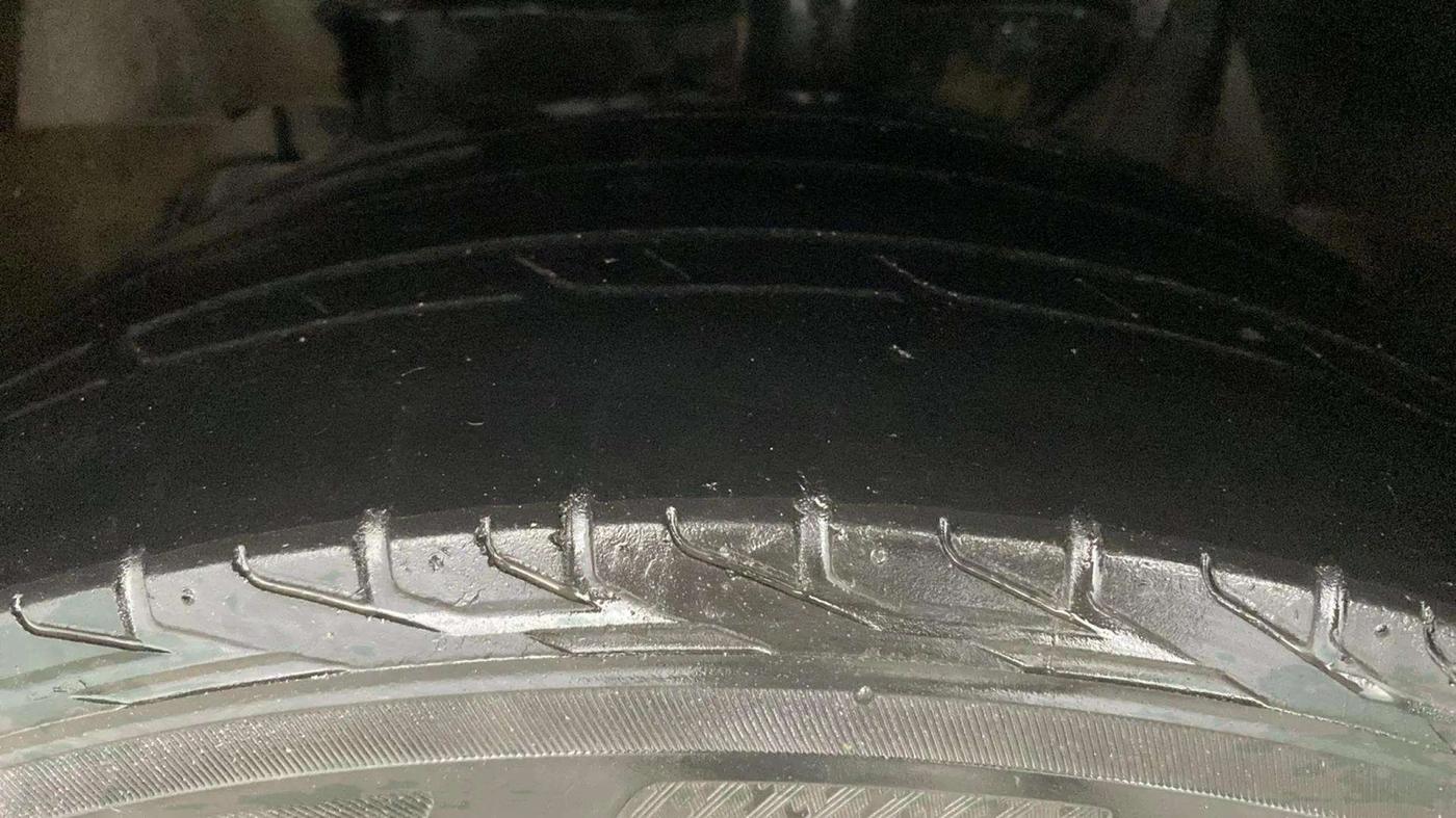 2019 Tata NEXON XMA PETROL, Petrol, Automatic, 31,625 km, Left Front Tyre Tread