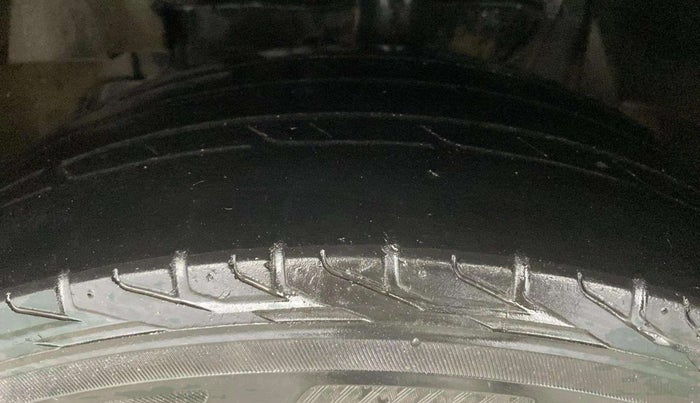 2019 Tata NEXON XMA PETROL, Petrol, Automatic, 31,595 km, Left Front Tyre Tread