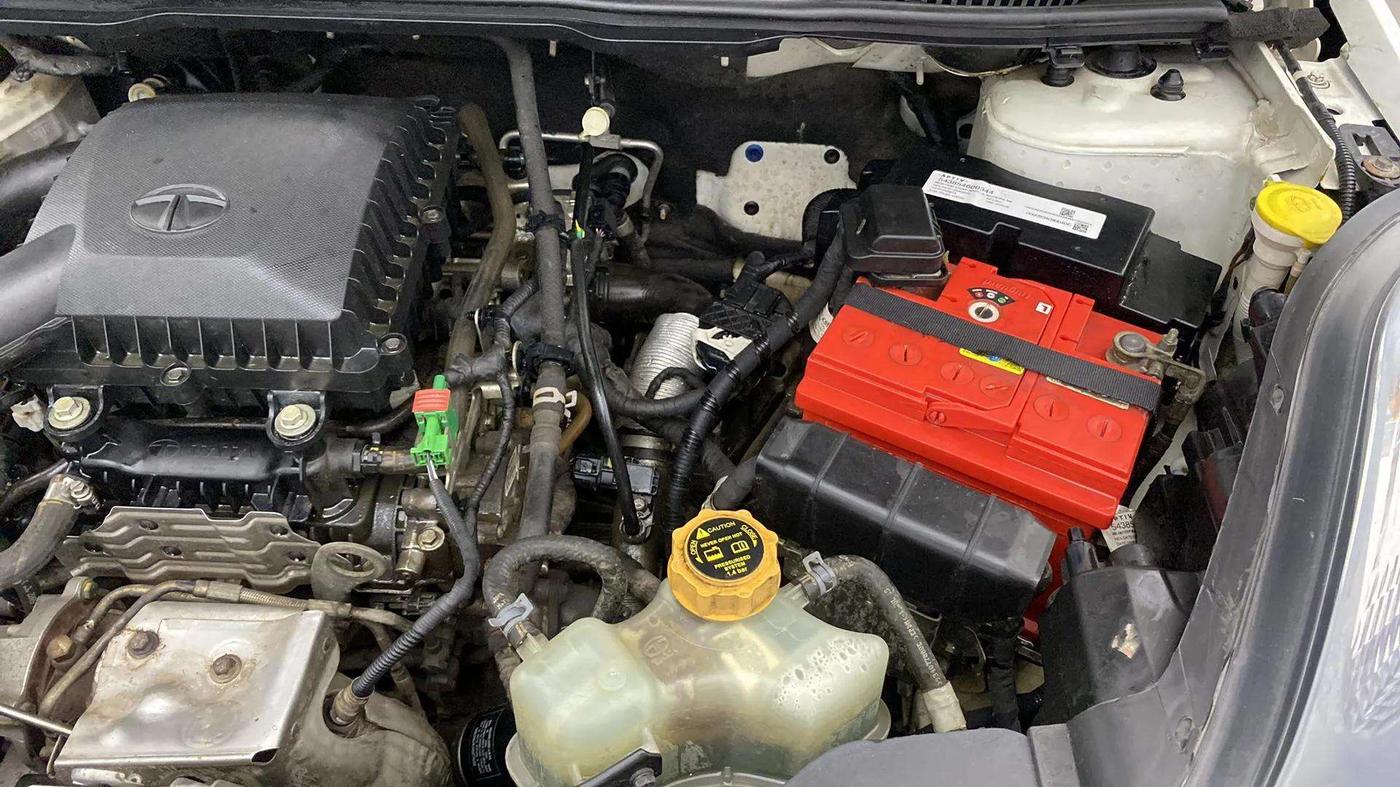 2019 Tata NEXON XMA PETROL, Petrol, Automatic, 31,625 km, Engine View - Left