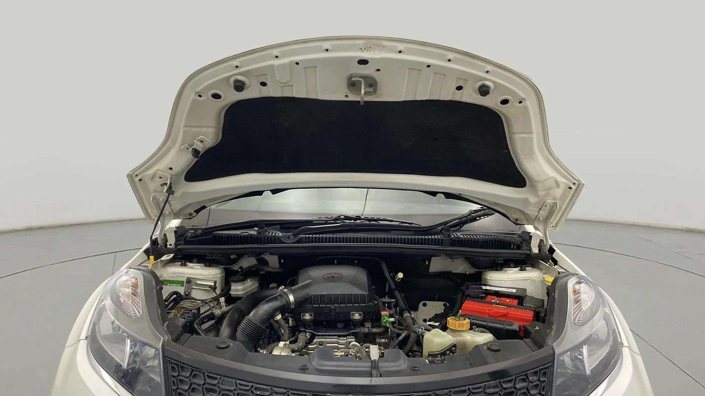 2019 Tata NEXON XMA PETROL, Petrol, Automatic, 31,625 km, Open Bonet