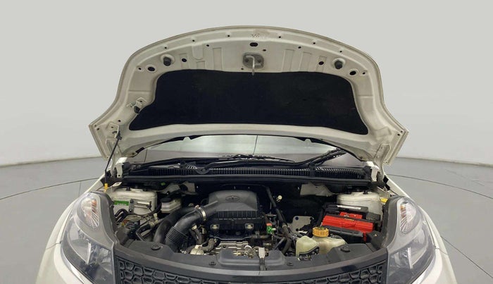 2019 Tata NEXON XMA PETROL, Petrol, Automatic, 31,595 km, Open Bonet