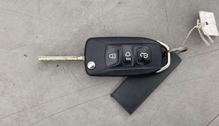 2019 Tata NEXON XMA PETROL, Petrol, Automatic, 31,595 km, Key Close Up