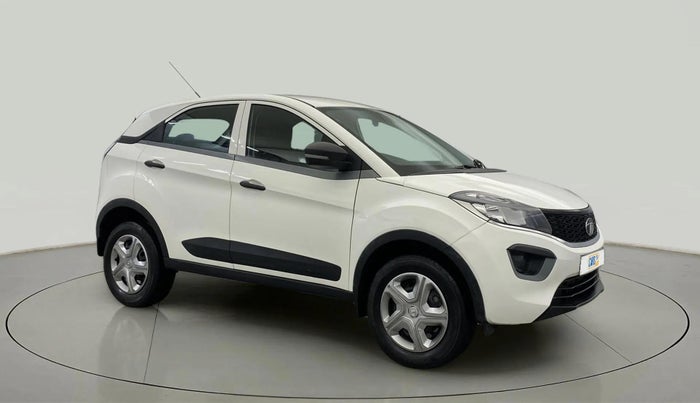 2019 Tata NEXON XMA PETROL, Petrol, Automatic, 31,595 km, Right Front Diagonal