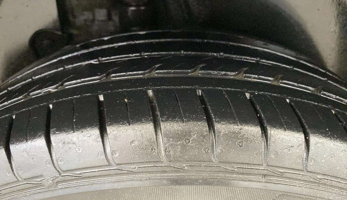 2019 KIA SELTOS HTX IVT 1.5 PETROL, Petrol, Automatic, 29,475 km, Right Rear Tyre Tread