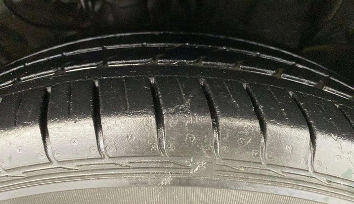 2019 KIA SELTOS HTX IVT 1.5 PETROL, Petrol, Automatic, 29,475 km, Right Front Tyre Tread