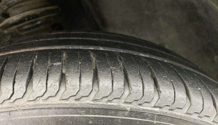 2018 Maruti IGNIS ZETA 1.2, CNG, Manual, 58,410 km, Right Front Tyre Tread