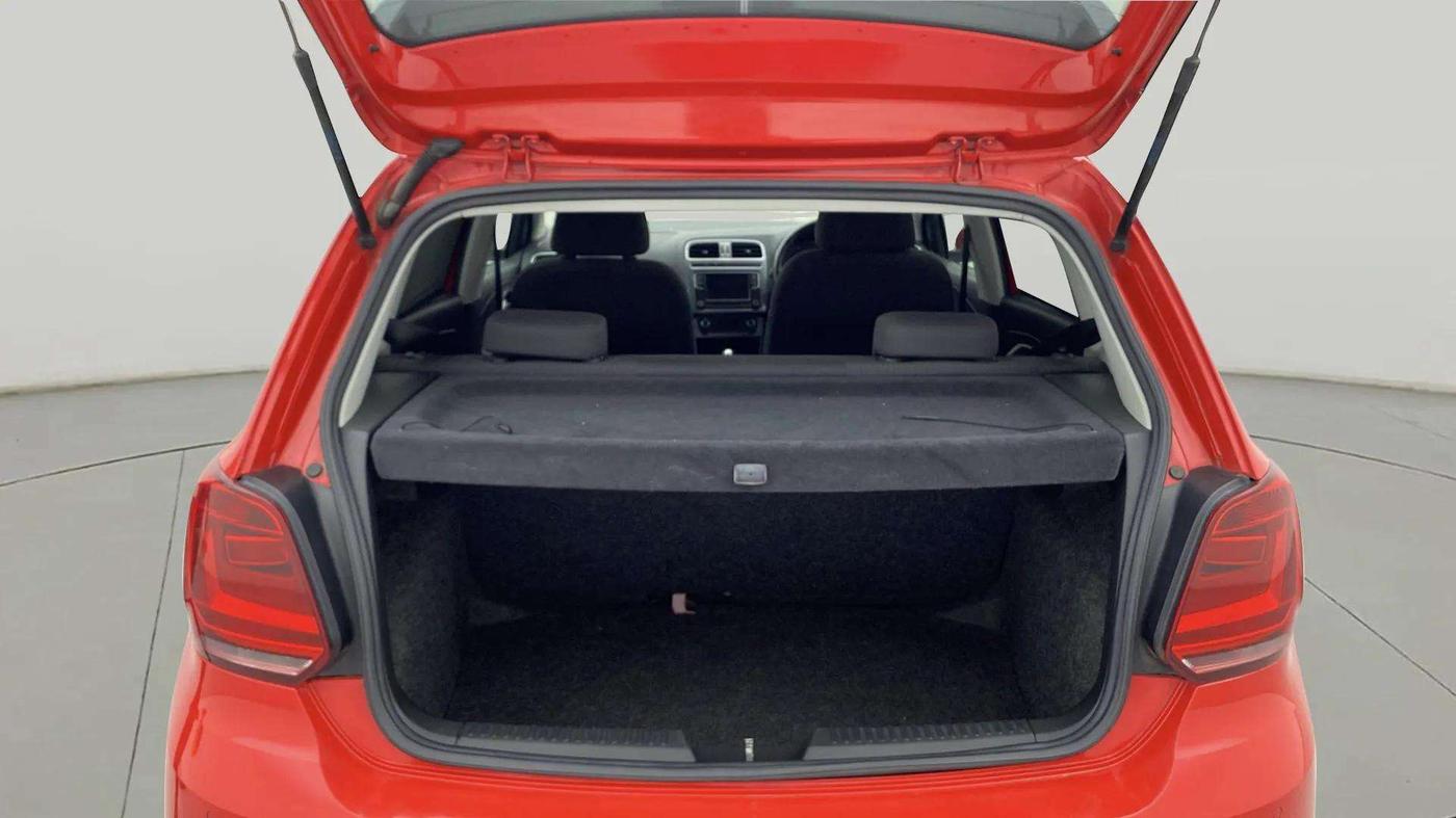2020 Volkswagen Polo HIGHLINE PLUS 1.0L TSI AT, Petrol, Automatic, 34,401 km, Boot Open Zoomed View