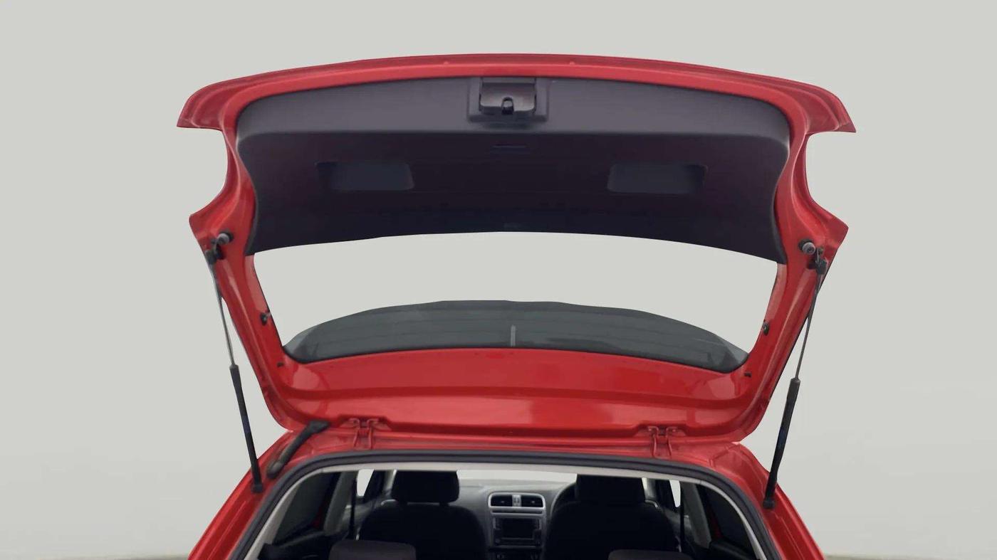 2020 Volkswagen Polo HIGHLINE PLUS 1.0L TSI AT, Petrol, Automatic, 34,401 km, Boot Door Open
