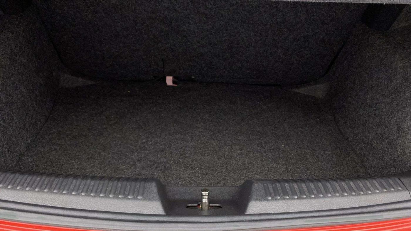 2020 Volkswagen Polo HIGHLINE PLUS 1.0L TSI AT, Petrol, Automatic, 34,401 km, Boot Inside
