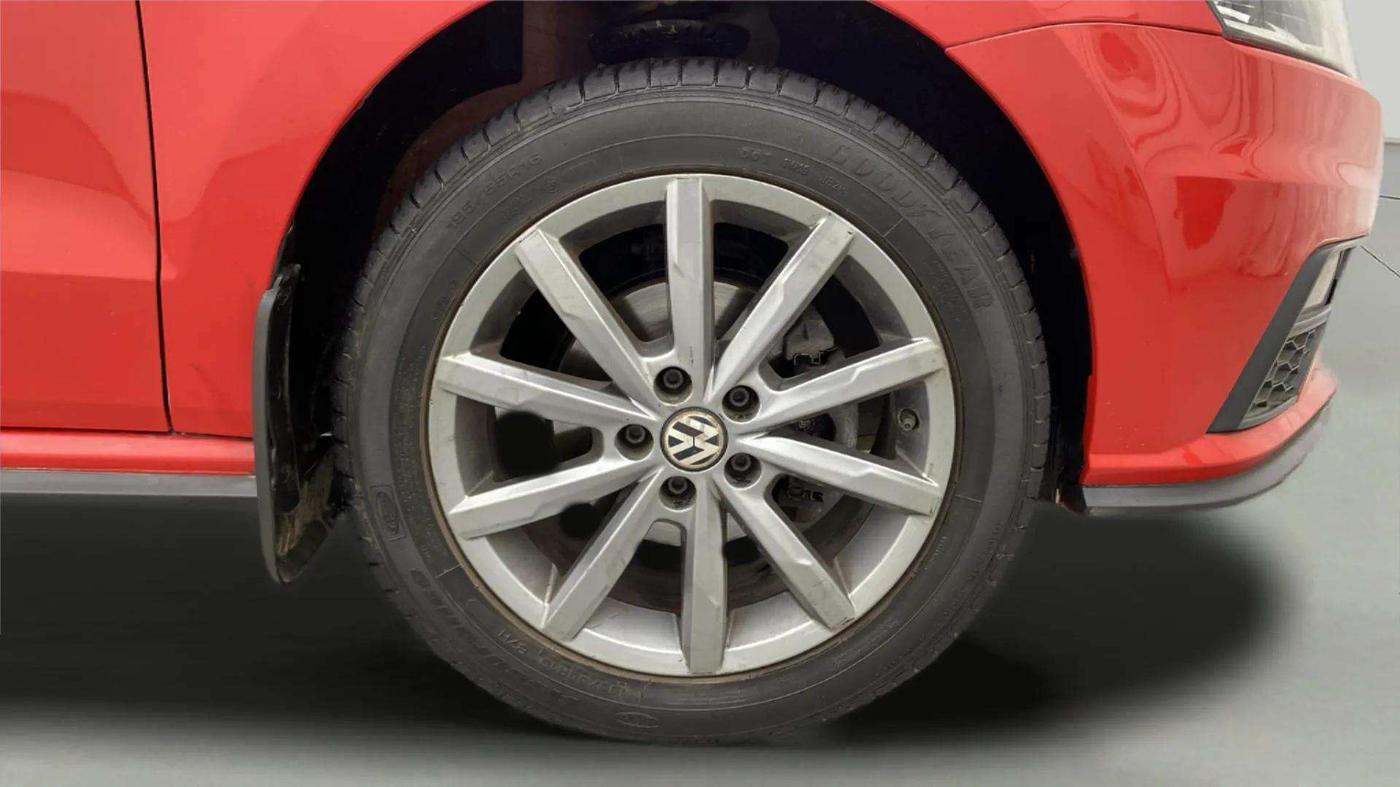 2020 Volkswagen Polo HIGHLINE PLUS 1.0L TSI AT, Petrol, Automatic, 34,401 km, Right Front Wheel