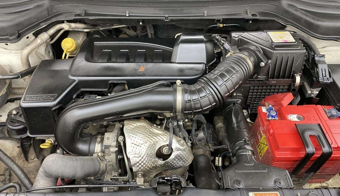 2022 Mahindra XUV300 W6 1.5 DIESEL AMT, Diesel, Automatic, 45,201 km, Engine View