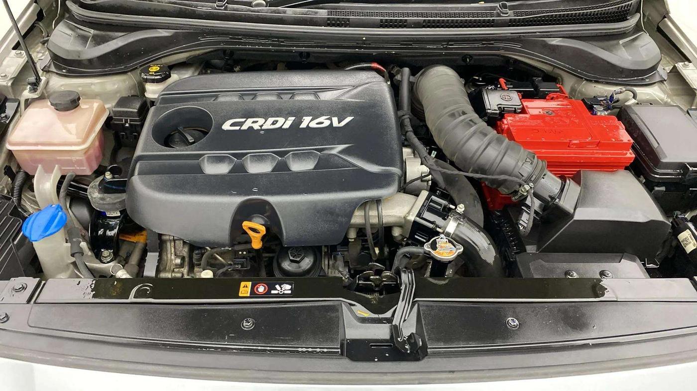 2019 Hyundai Verna 1.4 EX CRDI, Diesel, Manual, 77,301 km, Engine View