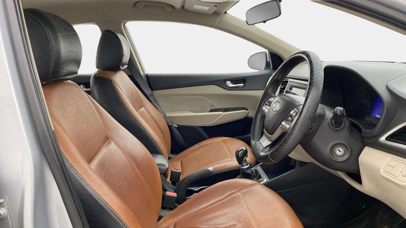 2019 Hyundai Verna 1.4 EX CRDI, Diesel, Manual, 77,301 km, Right Side Front Door Cabin