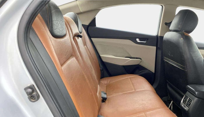 2019 Hyundai Verna 1.4 EX CRDI, Diesel, Manual, 77,301 km, Right Side Rear Door Cabin