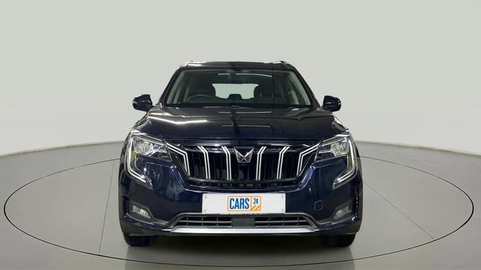 2022 Mahindra XUV700 AX 5 P AT 5 STR, Petrol, Automatic, 17,399 km, Front