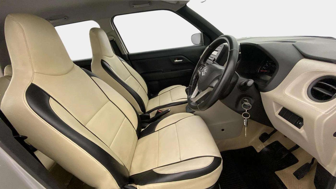 2019 Maruti New Wagon-R VXI 1.2, Petrol, Manual, 94,249 km, Right Side Front Door Cabin
