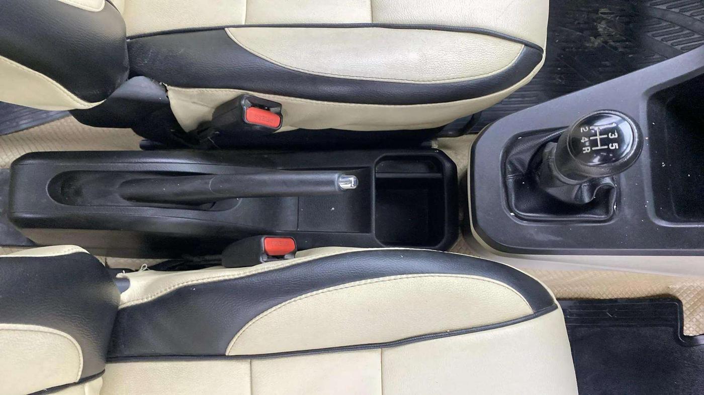 2019 Maruti New Wagon-R VXI 1.2, Petrol, Manual, 94,249 km, Gear Lever