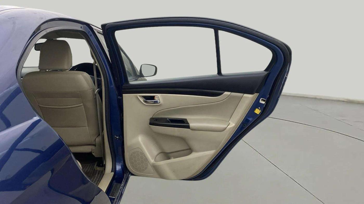 2017 Maruti Ciaz ZETA 1.4  MT PETROL, Petrol, Manual, 42,021 km, RHS Rear Door