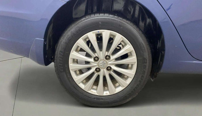 2017 Maruti Ciaz ZETA 1.4  MT PETROL, Petrol, Manual, 42,021 km, Right Rear Wheel