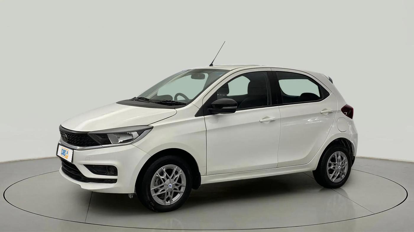2022 Tata Tiago XT PETROL, Petrol, Manual, 23,352 km, Left Front Diagonal