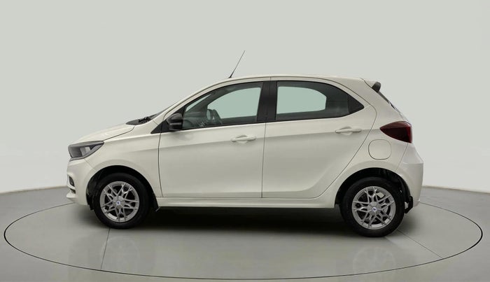 2022 Tata Tiago XT PETROL, Petrol, Manual, 23,350 km, Left Side