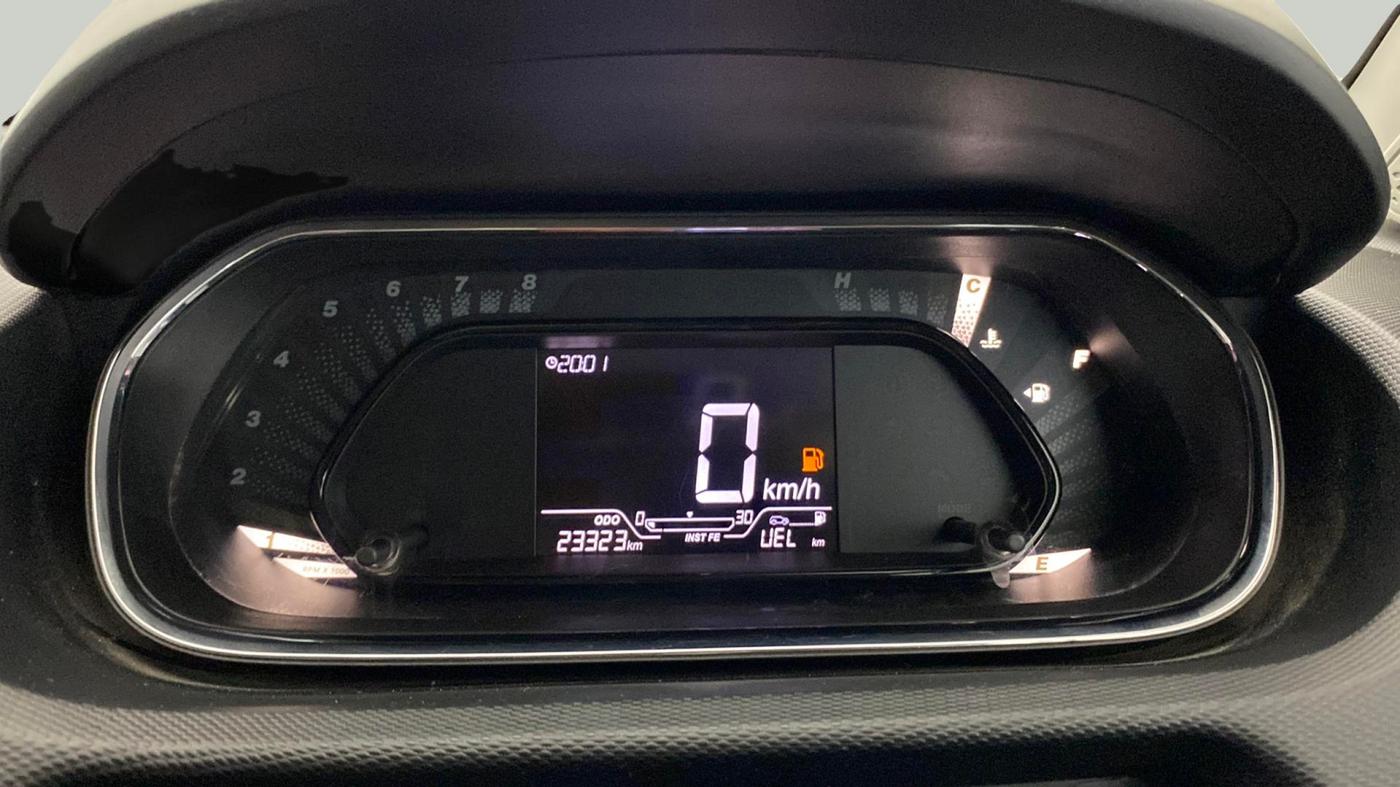 2022 Tata Tiago XT PETROL, Petrol, Manual, 23,352 km, Odometer Image