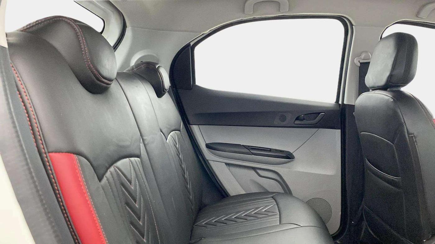 2022 Tata Tiago XT PETROL, Petrol, Manual, 23,352 km, Right Side Rear Door Cabin