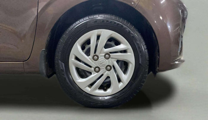 2021 Hyundai AURA S 1.2 CNG, CNG, Manual, 84,108 km, Right Front Wheel