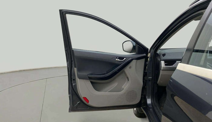 2018 Tata NEXON XZ PETROL, Petrol, Manual, 35,015 km, LHS Front Door