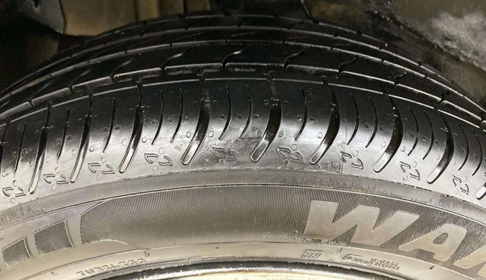 2018 Tata NEXON XZ PETROL, Petrol, Manual, 35,015 km, Right Rear Tyre Tread