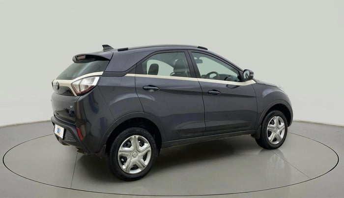 2018 Tata NEXON XZ PETROL, Petrol, Manual, 35,015 km, Right Back Diagonal