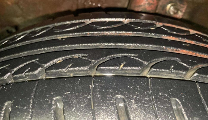 2017 Maruti Celerio ZXI AMT (O), Petrol, Automatic, 72,161 km, Left Front Tyre Tread