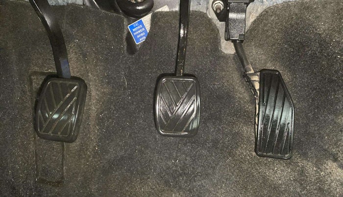 2017 Maruti Baleno DELTA PETROL 1.2, Petrol, Manual, 40,929 km, Pedals