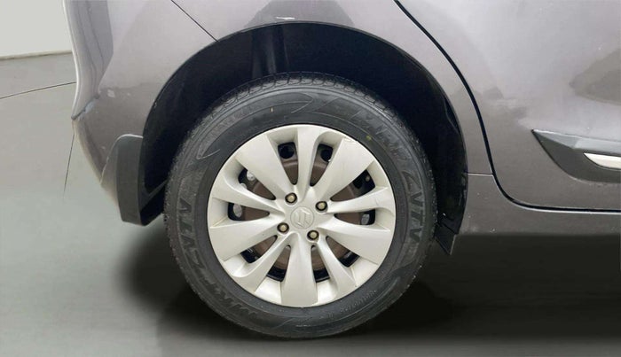 2017 Maruti Baleno DELTA PETROL 1.2, Petrol, Manual, 40,929 km, Right Rear Wheel