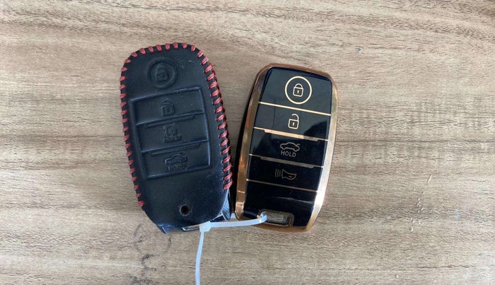 2022 KIA SONET HTX 1.0 IMT, Petrol, Manual, 18,569 km, Key Close Up