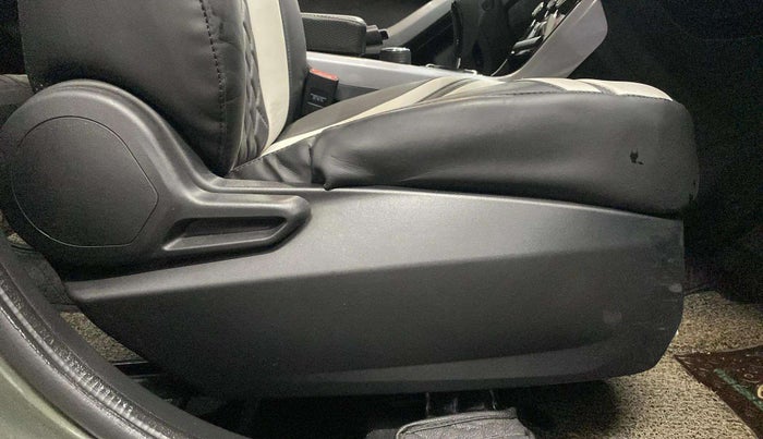 2020 Tata NEXON XMA PETROL, Petrol, Automatic, 40,252 km, Driver Side Adjustment Panel