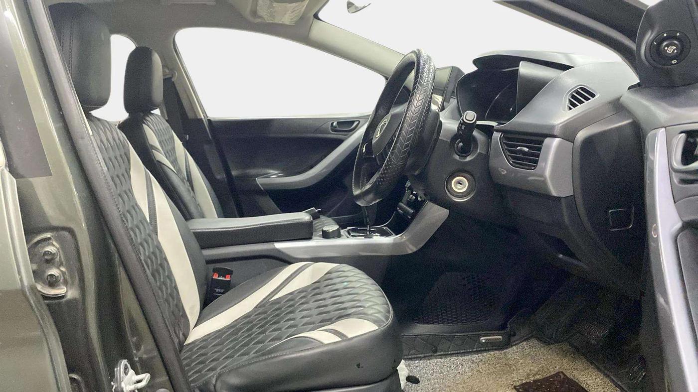 2020 Tata NEXON XMA PETROL, Petrol, Automatic, 40,252 km, Right Side Front Door Cabin