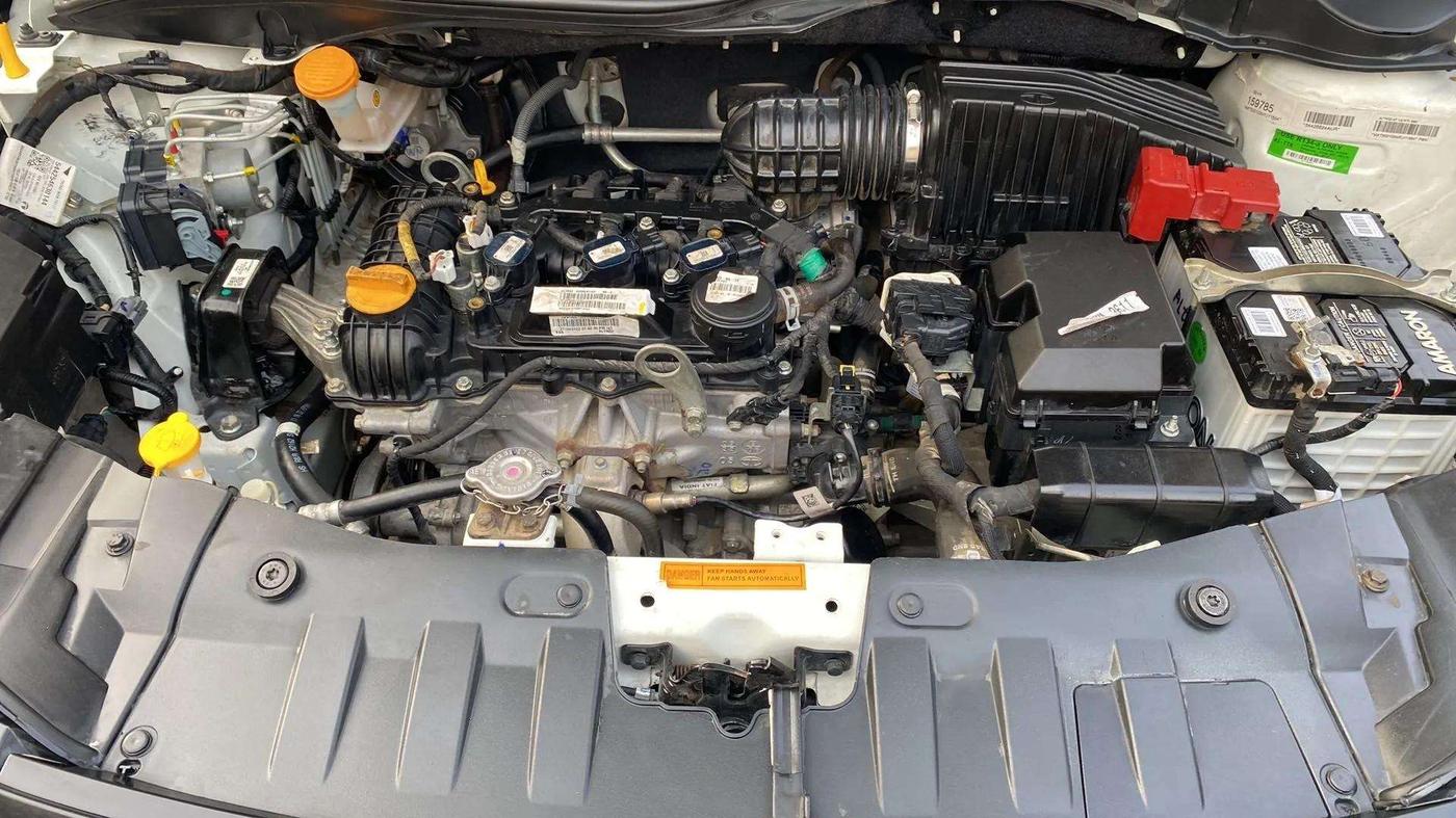 2022 Tata ALTROZ XT PETROL, Petrol, Manual, 7,158 km, Open Bonet