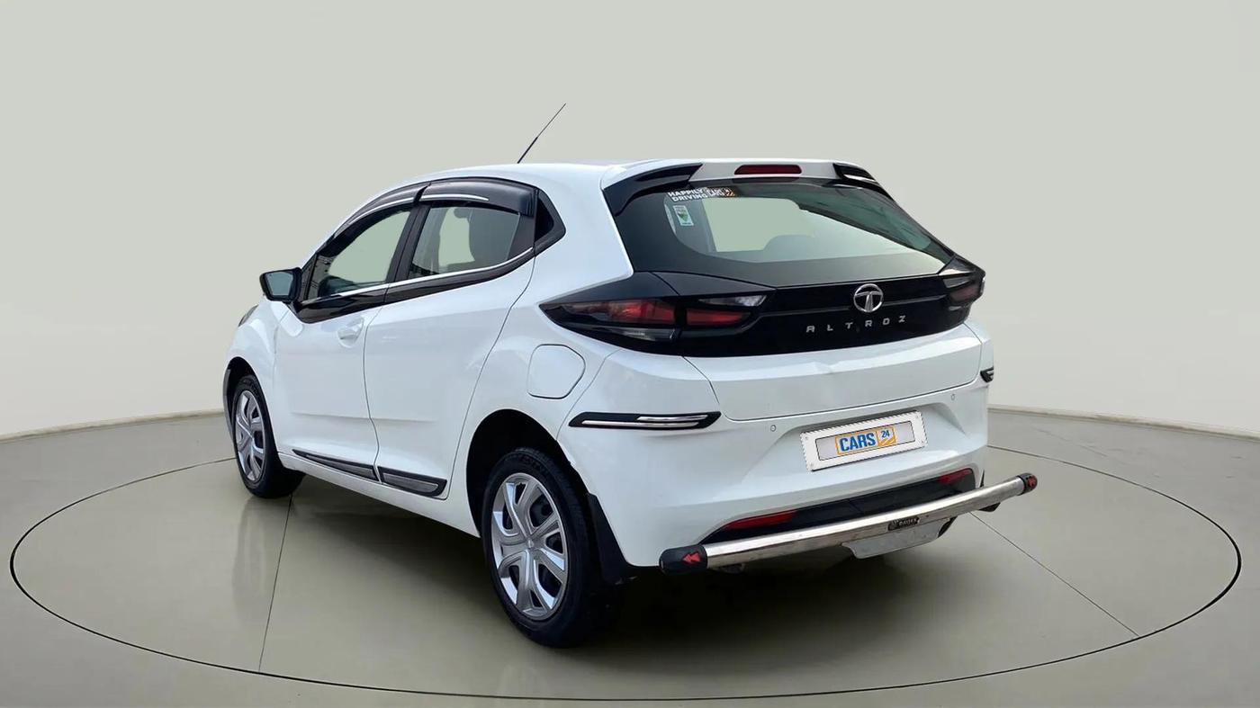 2022 Tata ALTROZ XT PETROL, Petrol, Manual, 7,158 km, Left Back Diagonal