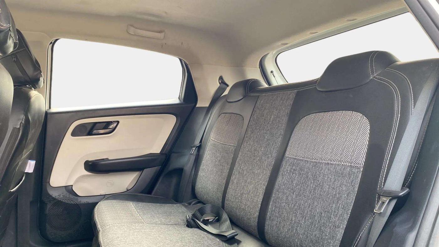 2022 Tata ALTROZ XT PETROL, Petrol, Manual, 7,158 km, Right Side Rear Door Cabin