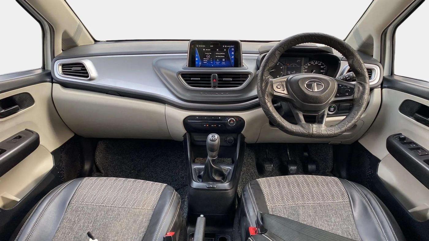 2022 Tata ALTROZ XT PETROL, Petrol, Manual, 7,158 km, Dashboard