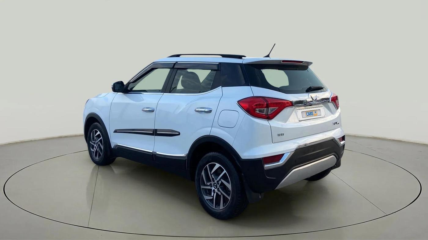 2023 Mahindra XUV300 W8 (O) 1.2 PETROL, Petrol, Manual, 12,256 km, Left Back Diagonal