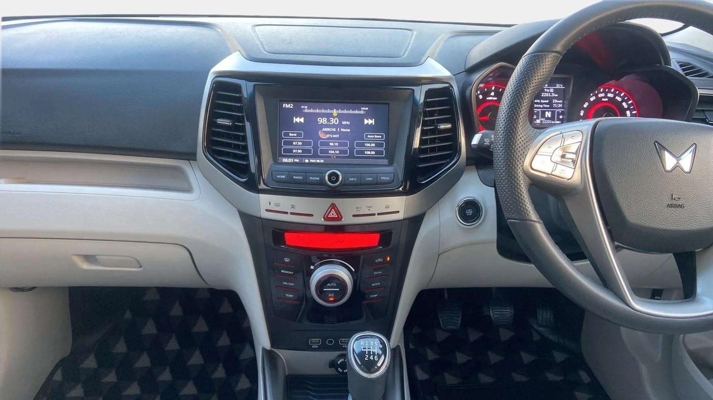 2023 Mahindra XUV300 W8 (O) 1.2 PETROL, Petrol, Manual, 12,256 km, Air Conditioner